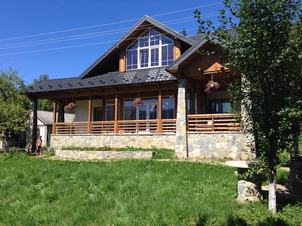 Cottage Familiya Verkhovyna Buitenkant foto