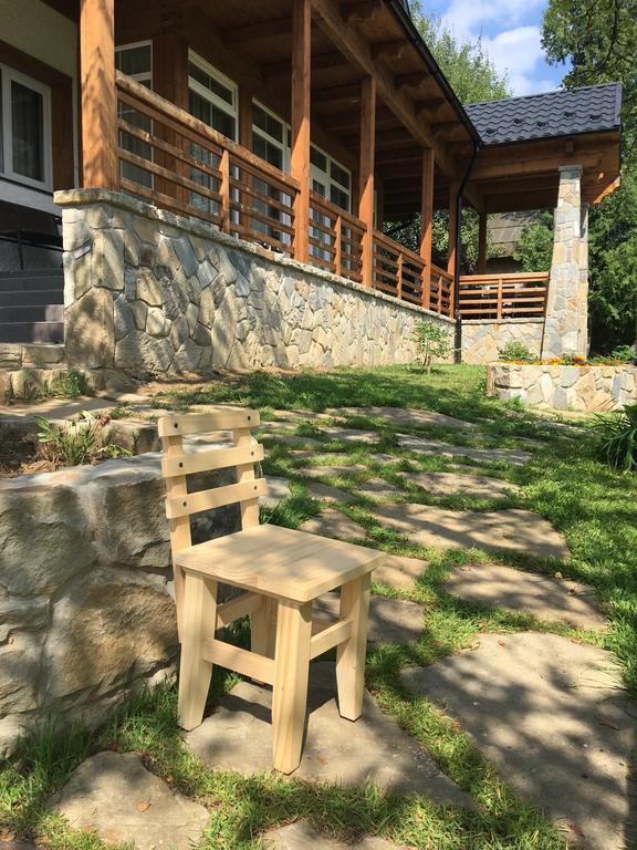 Cottage Familiya Verkhovyna Buitenkant foto