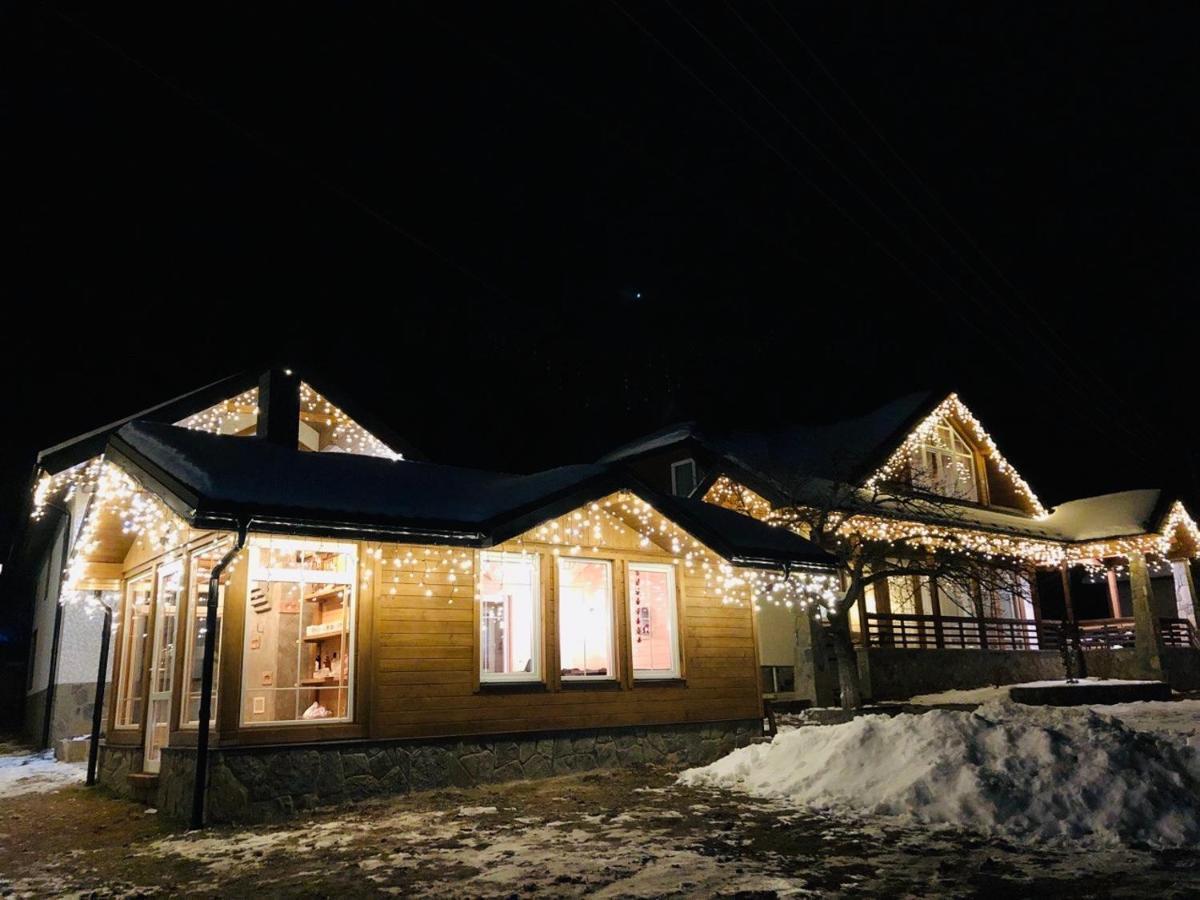Cottage Familiya Verkhovyna Buitenkant foto